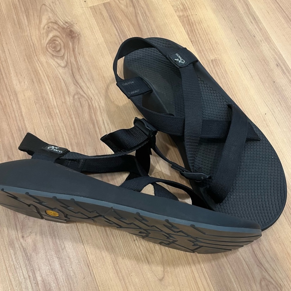 {Chaco} men’s size 13 all black made in USA sandals